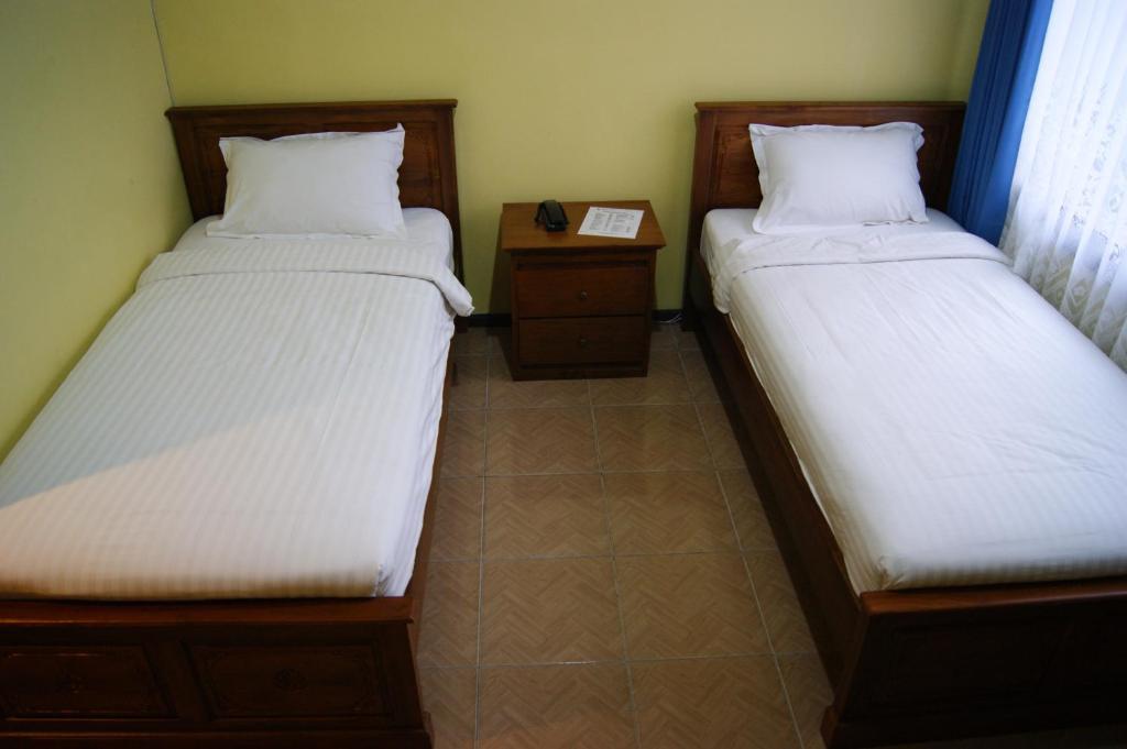 Grand Sumatera Hotel Surabaya Zimmer foto